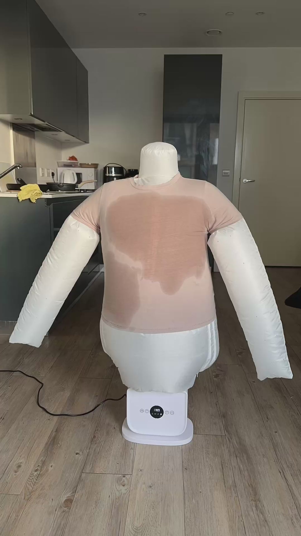 Automatic 360-Degree Airflow Garment Steamer — Hands-Free Ironing System