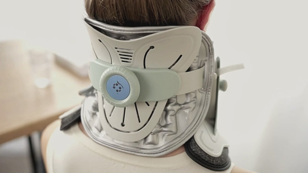 Collare cervicale gonfiabile — sistema ad aria a otto camere, allungamento ergonomico di 26 gradi