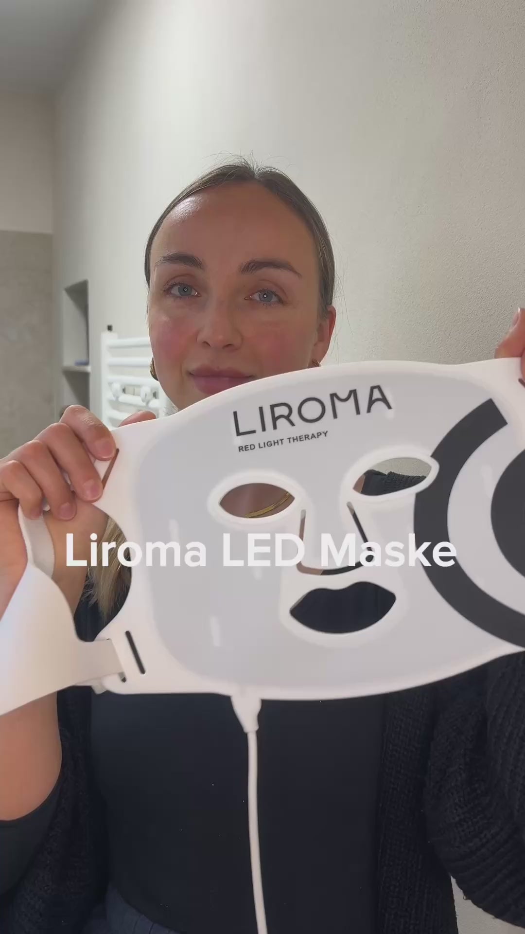 LED Facial Light Therapy Mask — Seven Distinct Color Treatment Options