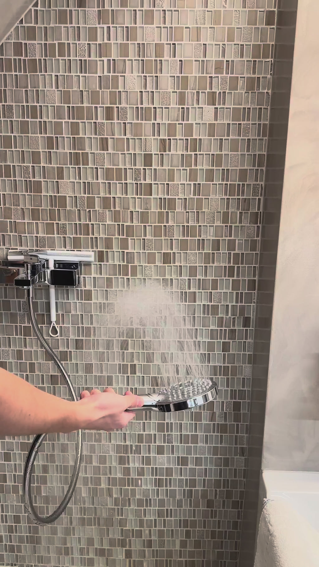 Shower Head From AquaPulse Delivers Spa Experience With Increased Pressure