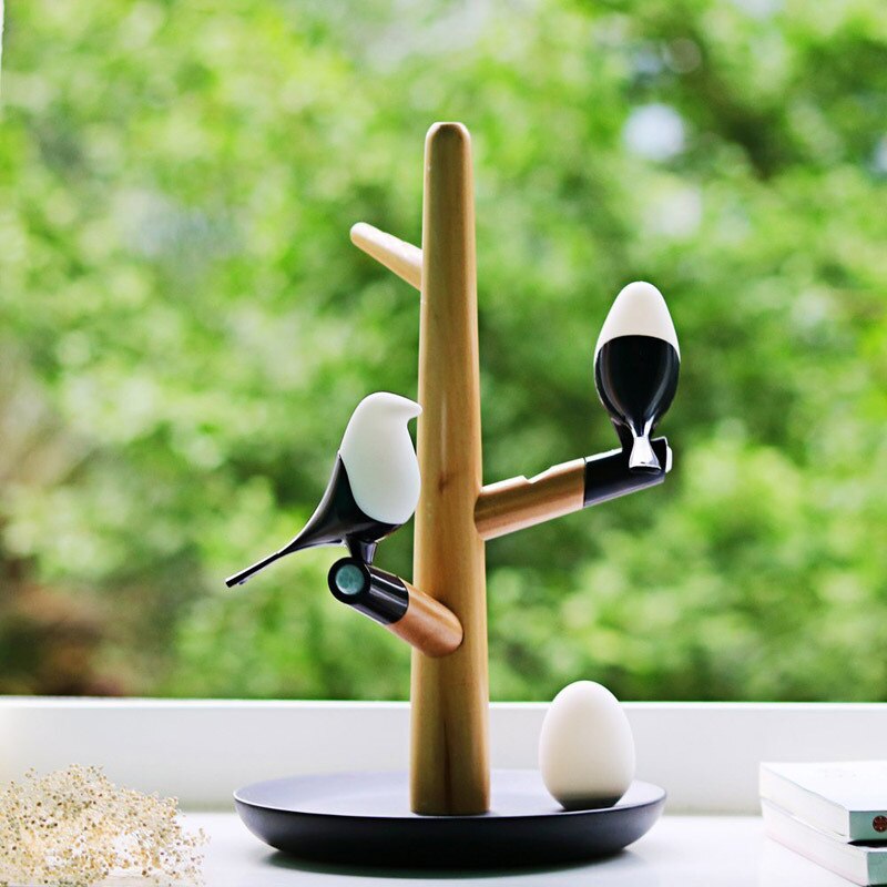 Nabíjecí chytrá lampa se stromem a ptákem — automatické teplé ambientní osvětlení