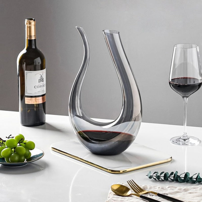 Luminara Santa Rosa kristallen wijnkaraf — aererend ontwerp van 1.5 liter, moderne abstracte vorm