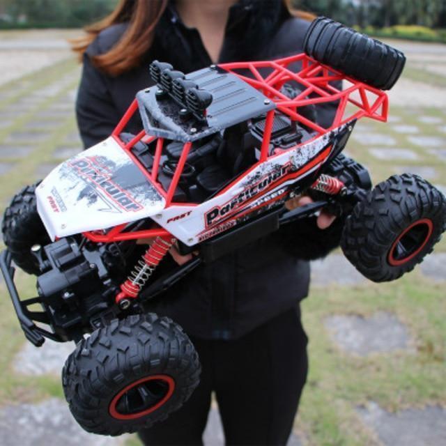TerraRover 4x4 fjärrstyrd monstertruck — terränggående bergsklättrardesign