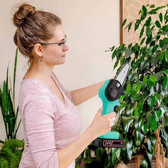 ForestPro  Akumulatorowa pilarka łańcuchowa — lekka i bezprzewodowa