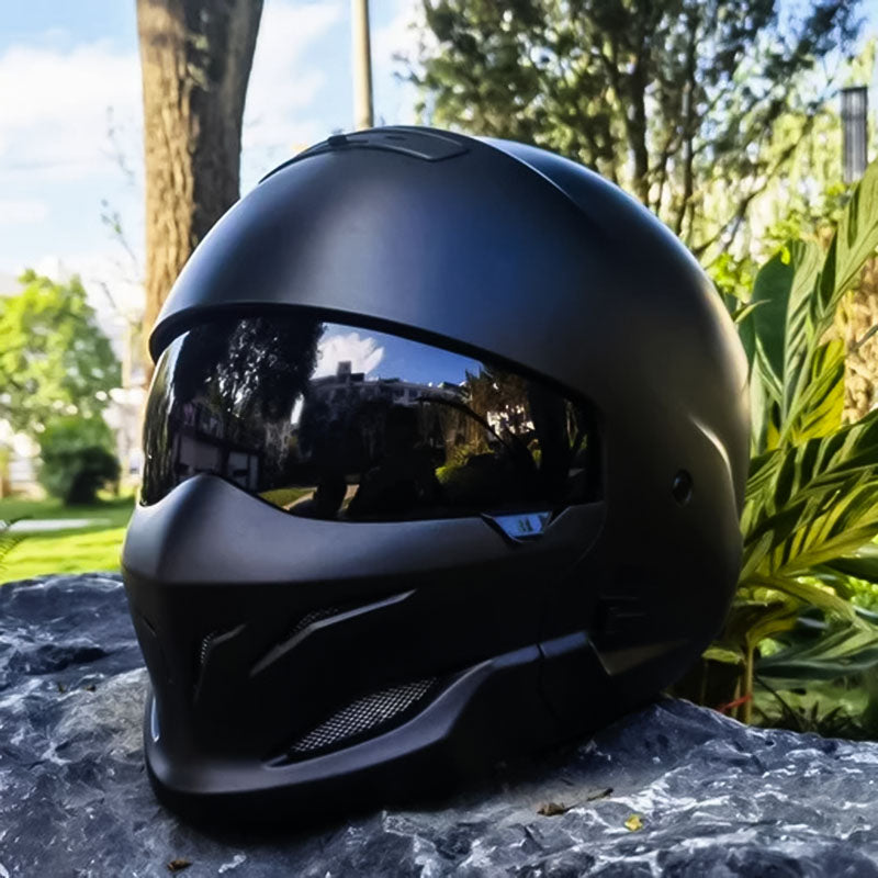 Pilot Motorcycle Helmet — Aerodynamic Design, Dark Visor