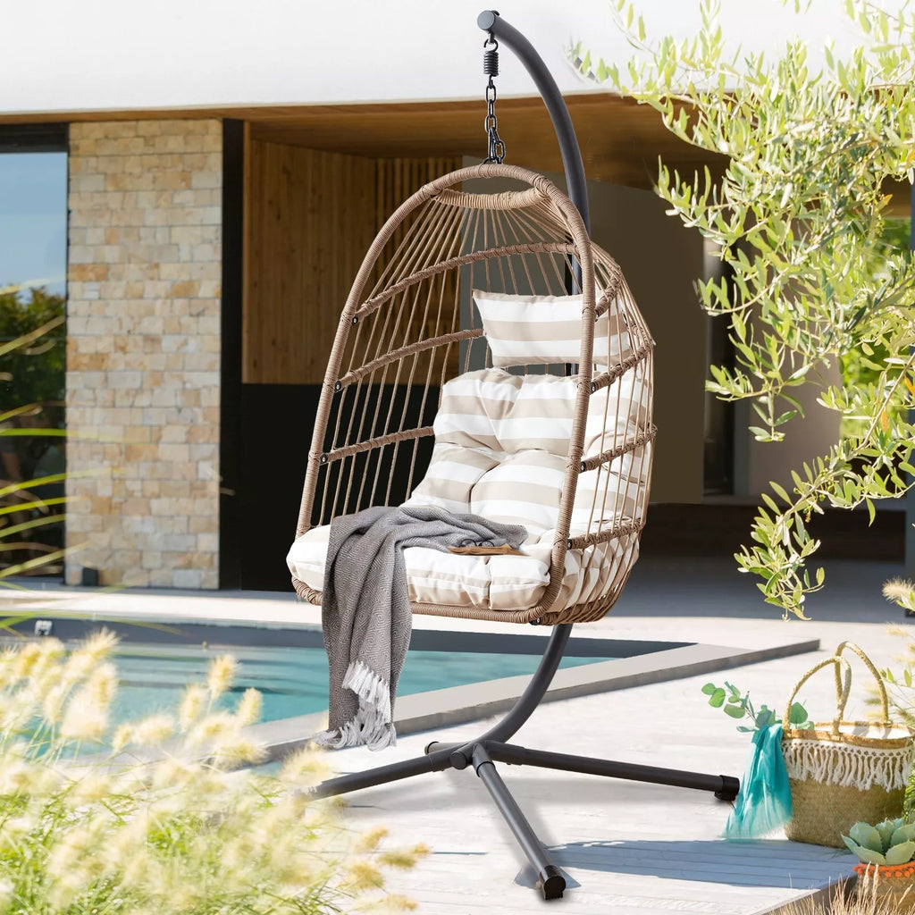 Fauteuil suspendu en rotin haut de gamme avec coussins moelleux