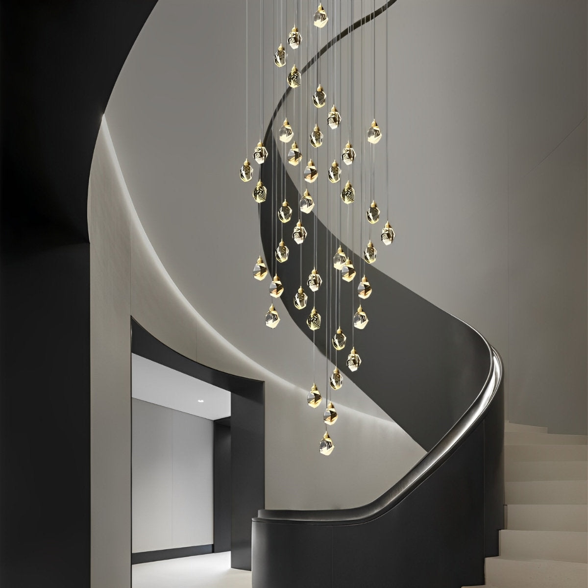 Moderner Spiral-Kronleuchter mit Kristalltropfen — für Duplex-Treppenhäuser