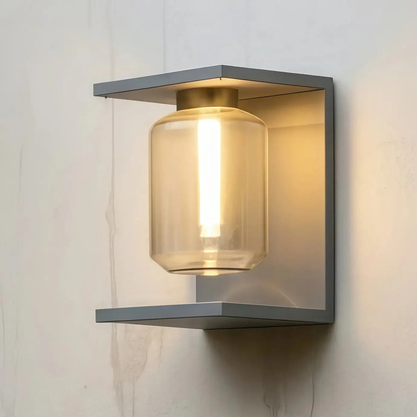 Industriel solcelle LED væglampe – sort udendørs lys til terrasse - Flindria