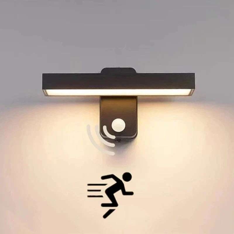 مصباح جداري Auron بمعيار IP65 — تفعيل مستشعر الحركة ورأس دوّار
