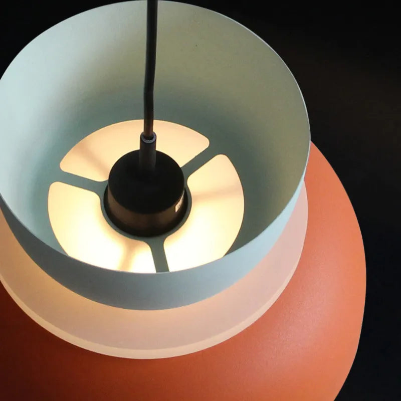LuminaGlow skandinavisk macaron-pendellampa — modern design