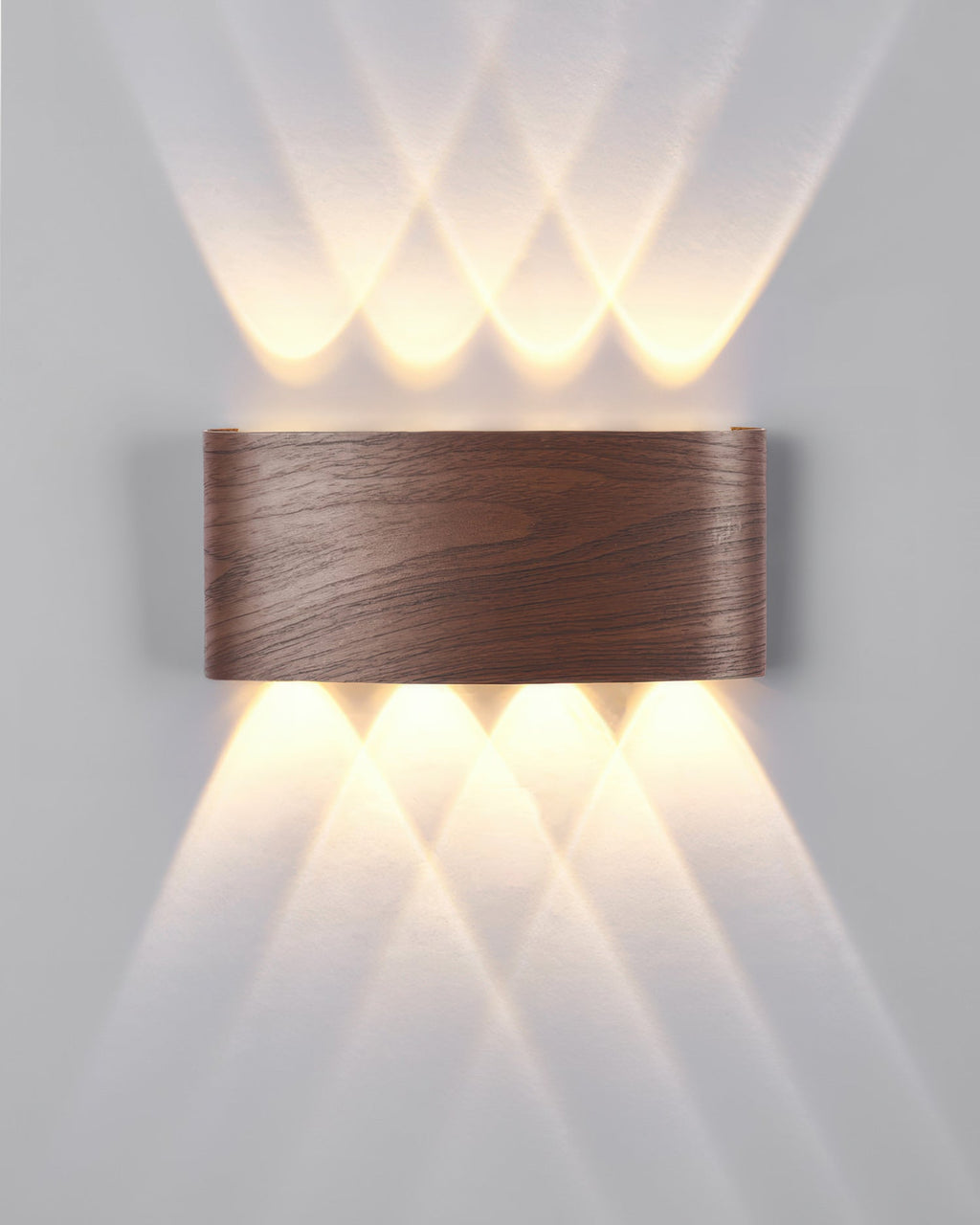 Lumina vägglampa i träimitation med LED - väderbeständig utomhusbelysning