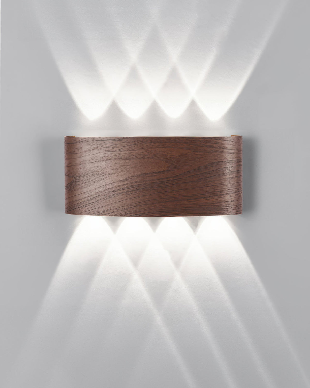 Lumina vägglampa i träimitation med LED - väderbeständig utomhusbelysning