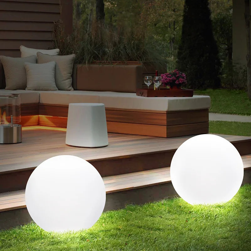 Luces solares impermeables en forma de esfera para jardín — Lámparas esféricas para exteriores